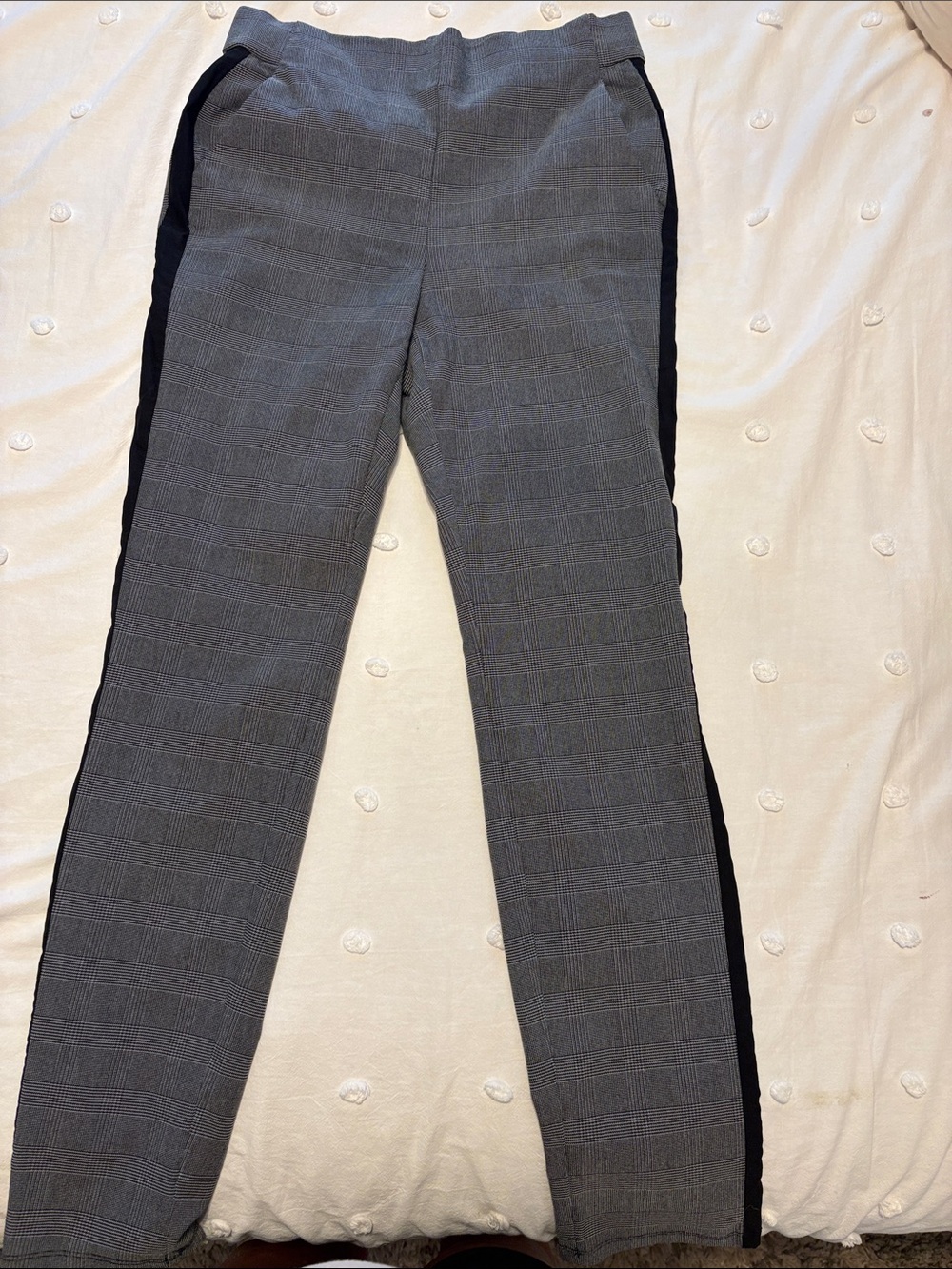 Vera Wang Gray Plaid Straight-Leg Trousers with Black Side Stripe